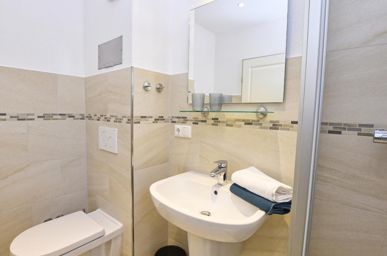 Rehn Apartment